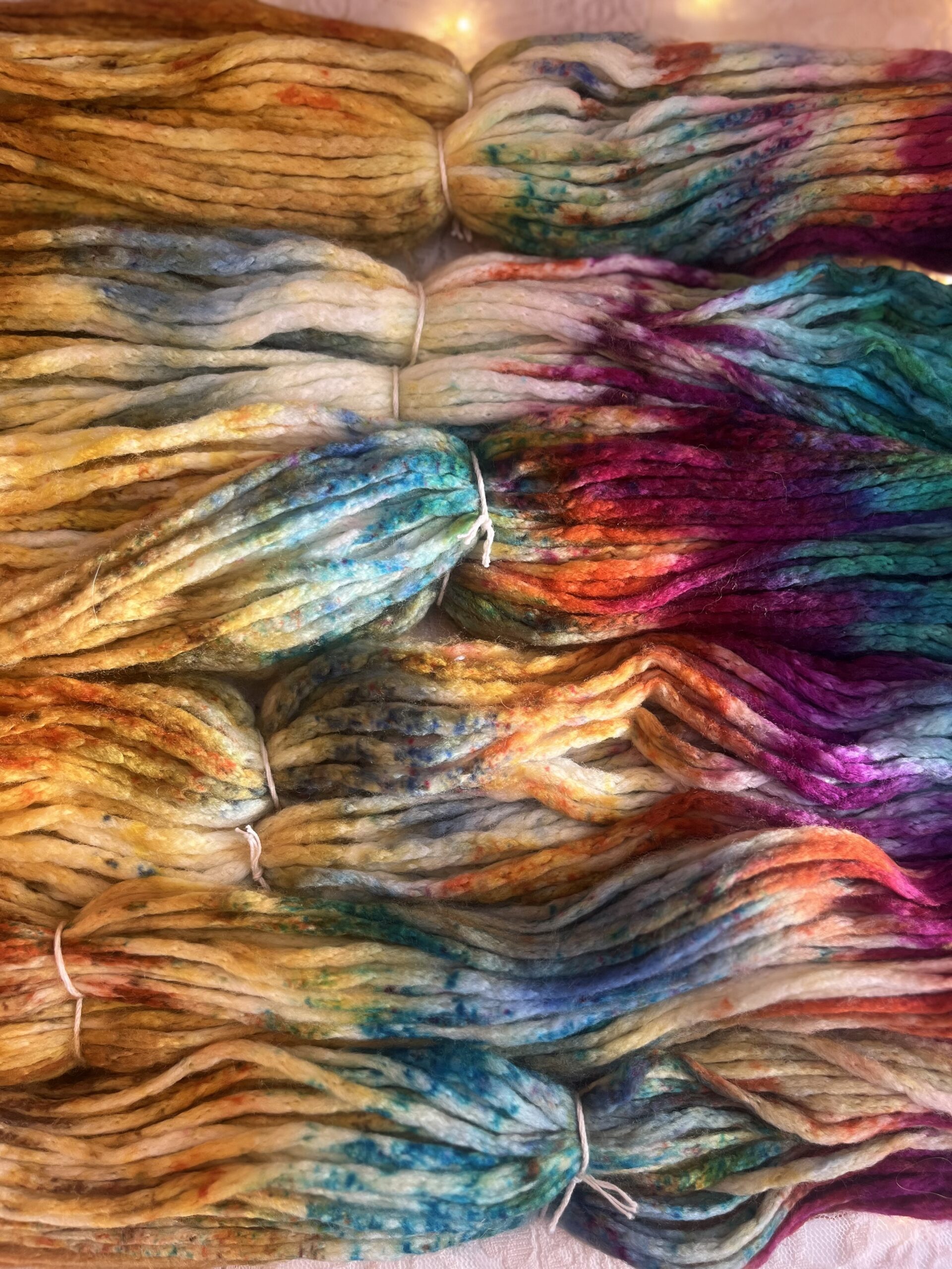 WATER LILY SUNRISE | Super Chunky - Hand Painted Extrafine SW Merino
